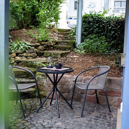 Best Stay Moderne Stadtwohnungen In Huenfeld - Kueche, Schlafsofa, Terrasse Oder Balkon Wlan Smart Tv Exterior foto